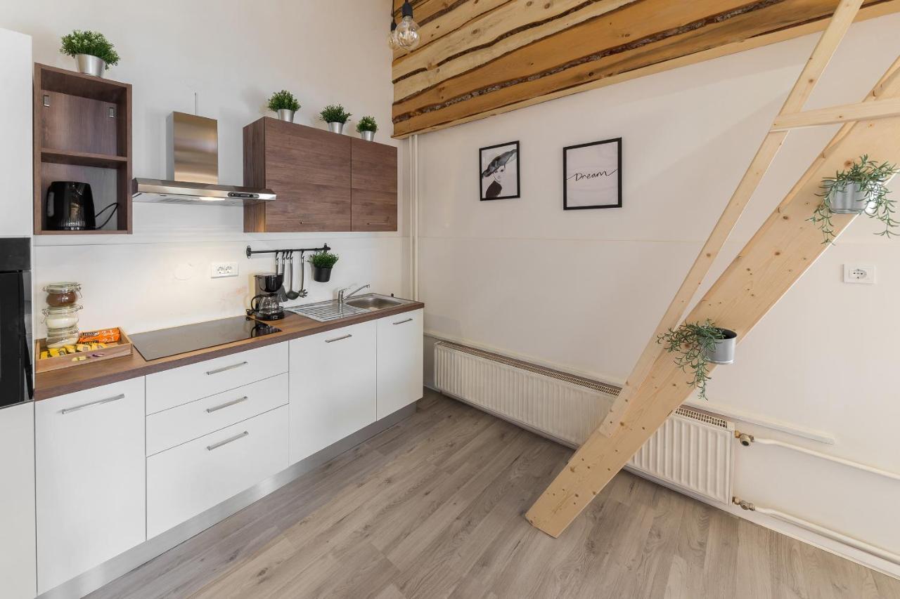 Apartments Keber リュブリャナ エクステリア 写真