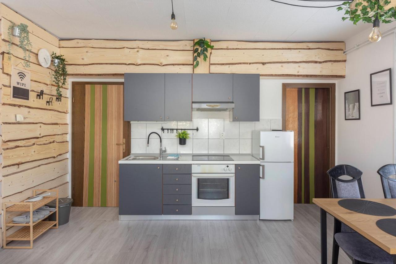 Apartments Keber リュブリャナ エクステリア 写真